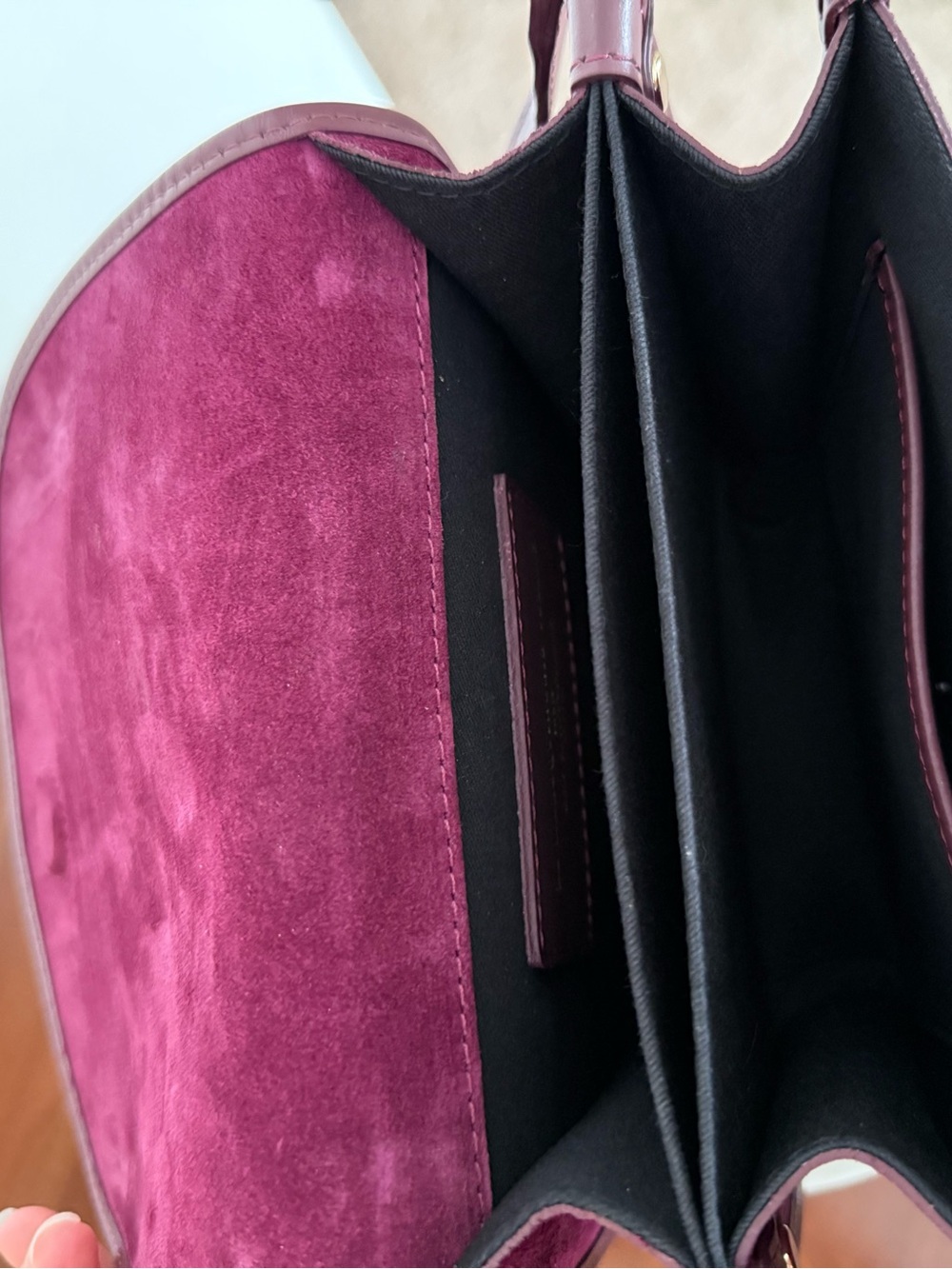 Sézane Roméo Bag in the Cassis (Prune / Burgundy) - Picture 4 of 5